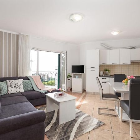 Summer Breeze Apartment With A Pool Opatija Exterior foto